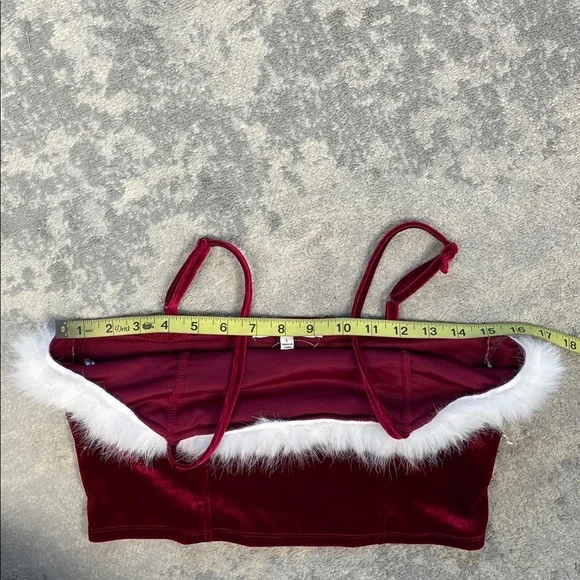 New Wallflower Sexy Santa Crop Top Mean Girls Red Faux Fur Christmas Sz L - Picture 5 of 7